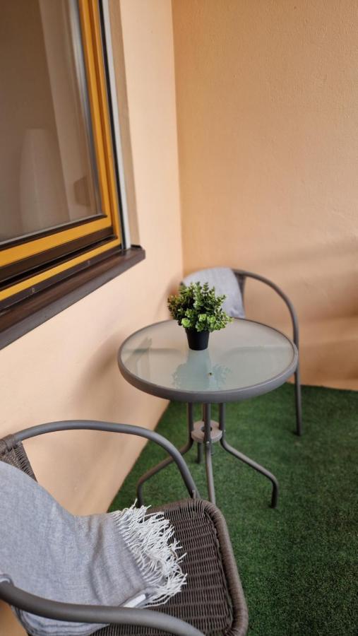 Angerpartments-Sonnige Grosse Wohnung Mit Balkon Und Kostenlosen Parkplatz 多布里亚赫 外观 照片