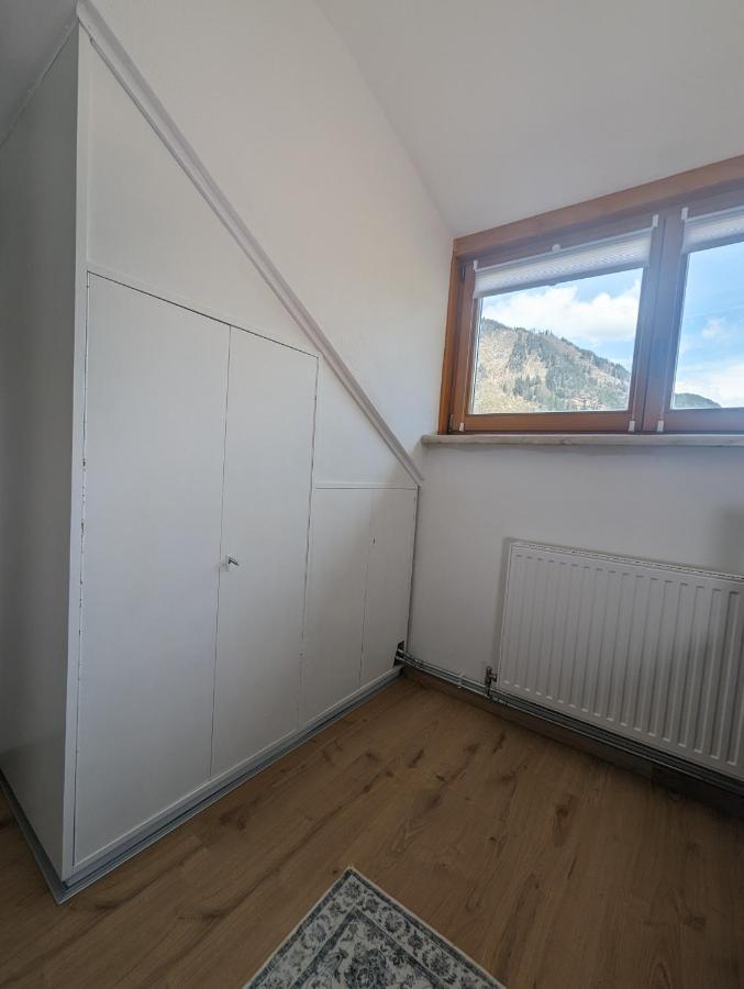 Angerpartments-Sonnige Grosse Wohnung Mit Balkon Und Kostenlosen Parkplatz 多布里亚赫 外观 照片